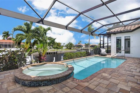 Villa ou maison à vendre à Punta Gorda, Floride: 3 chambres, 219.06 m2 № 2424012 - photo 3