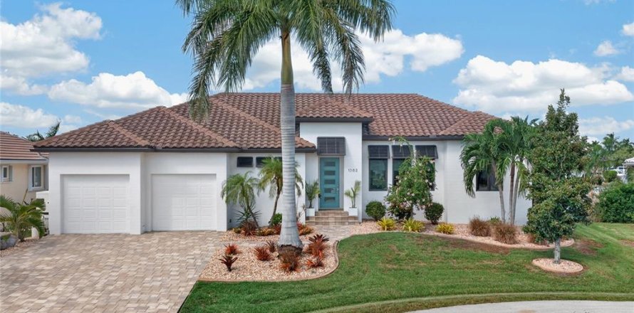Villa ou maison à Punta Gorda, Floride 3 chambres, 219.06 m2 № 2424012