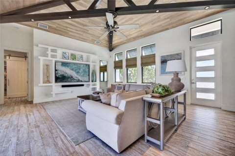 Villa ou maison à vendre à Punta Gorda, Floride: 3 chambres, 219.06 m2 № 2424012 - photo 7