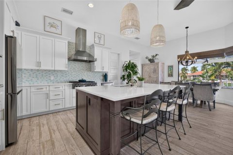 Villa ou maison à vendre à Punta Gorda, Floride: 3 chambres, 219.06 m2 № 2424012 - photo 13