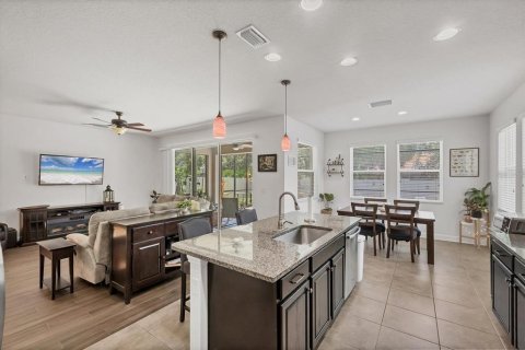 Casa en venta en Sarasota, Florida, 4 dormitorios, 257.43 m2 № 1824452 - foto 7