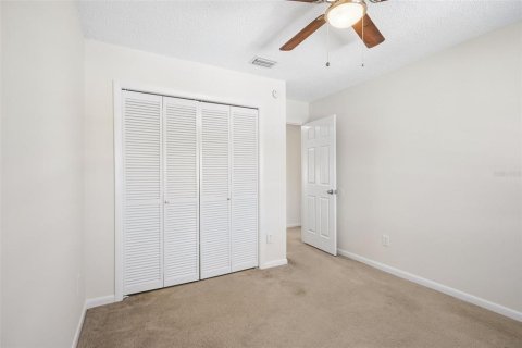 Casa en venta en Tampa, Florida, 4 dormitorios, 179.49 m2 № 2420561 - foto 24