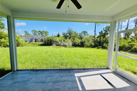 Casa en venta en Port Charlotte, Florida, 4 dormitorios, 155.52 m2 № 1915536 - foto 14