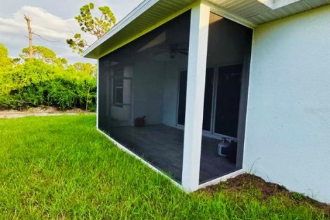Casa en venta en Port Charlotte, Florida, 4 dormitorios, 155.52 m2 № 1915536 - foto 17