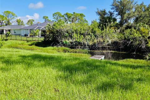 Casa en venta en Port Charlotte, Florida, 4 dormitorios, 155.52 m2 № 1915536 - foto 15