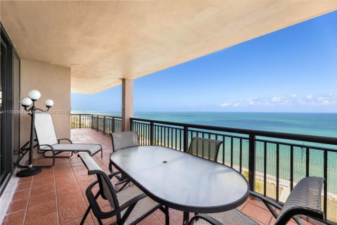 Condo in Bal Harbour, Florida, 3 bedrooms  № 1868616 - photo 6