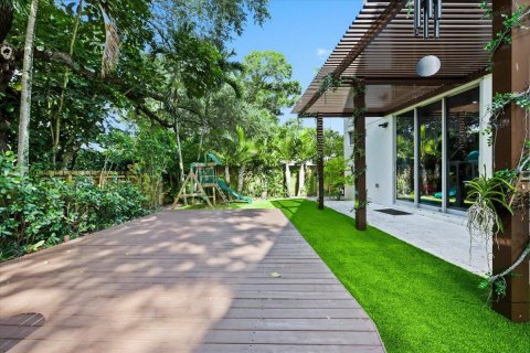 Villa ou maison à vendre à Fort Lauderdale, Floride: 5 chambres, 520.25 m2 № 2260188 - photo 19