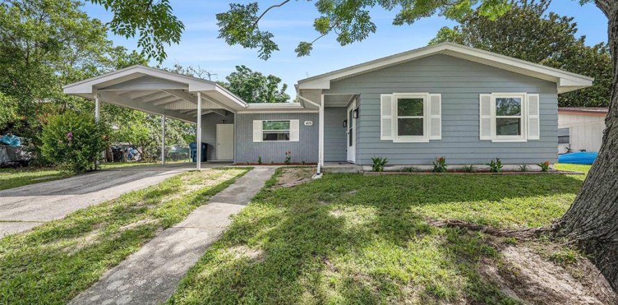 House in Spring Hill, Florida 2 bedrooms, 94.39 sq.m. № 1794986