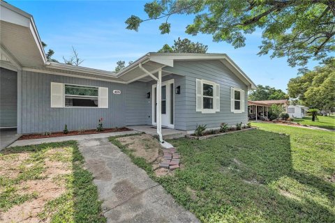 House in Spring Hill, Florida 2 bedrooms, 94.39 sq.m. № 1794986 - photo 4