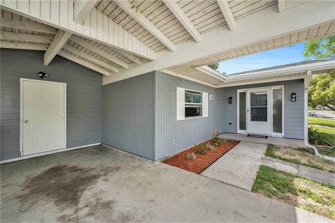 House in Spring Hill, Florida 2 bedrooms, 94.39 sq.m. № 1794986 - photo 5
