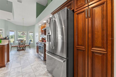 Villa ou maison à vendre à Weeki Wachee, Floride: 3 chambres, 223.24 m2 № 1762304 - photo 12