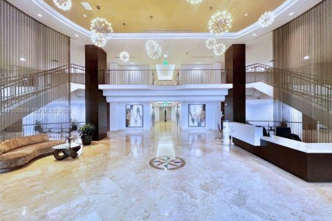 Condo in Fort Lauderdale, Florida, 2 bedrooms  № 2068211 - photo 7