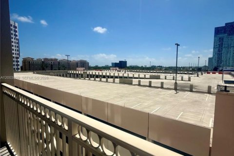 Condo in Fort Lauderdale, Florida, 2 bedrooms  № 2068211 - photo 25