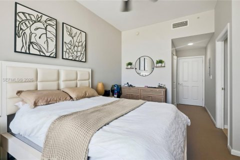 Condo in Fort Lauderdale, Florida, 2 bedrooms  № 2068211 - photo 16