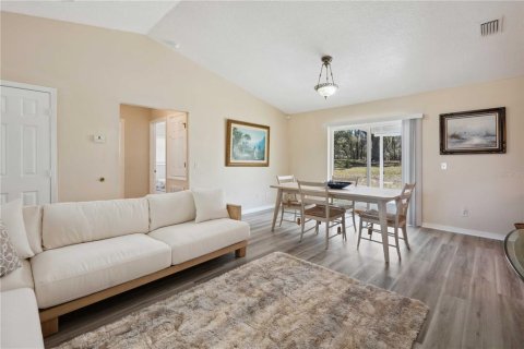 Casa en venta en Dade City, Florida, 3 dormitorios, 118.73 m2 № 1525409 - foto 9