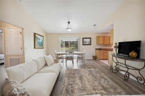 Casa en venta en Dade City, Florida, 3 dormitorios, 118.73 m2 № 1525409 - foto 8