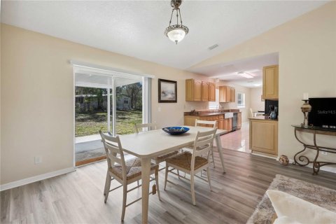 Casa en venta en Dade City, Florida, 3 dormitorios, 118.73 m2 № 1525409 - foto 12