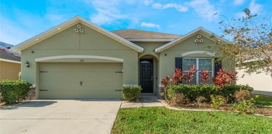 Casa en Kissimmee, Florida 4 dormitorios, 171.5 m2 № 1734575