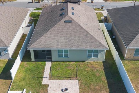 Casa en venta en Kissimmee, Florida, 4 dormitorios, 171.5 m2 № 1734575 - foto 3