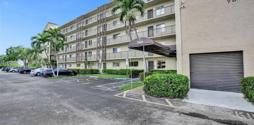 Condo à Lauderhill, Floride, 2 chambres № 1925976