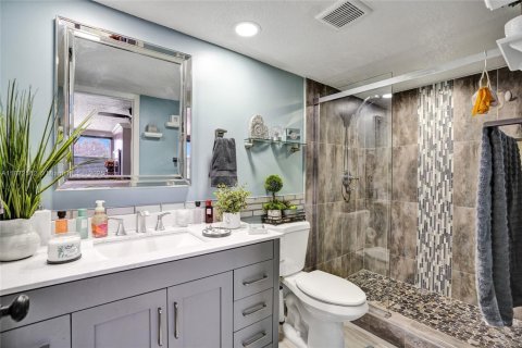 Copropriété à vendre à Lauderhill, Floride: 2 chambres, 96.62 m2 № 1925976 - photo 7