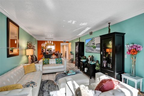 Copropriété à vendre à Lauderhill, Floride: 2 chambres, 96.62 m2 № 1925976 - photo 12