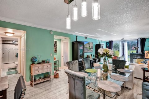 Copropriété à vendre à Lauderhill, Floride: 2 chambres, 96.62 m2 № 1925976 - photo 10