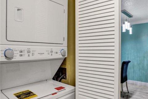 Copropriété à vendre à Lauderhill, Floride: 2 chambres, 96.62 m2 № 1925976 - photo 18