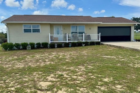 House in Lake Wales, Florida 2 bedrooms, 110.18 sq.m. № 1911600 - photo 1