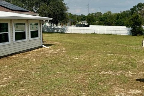 House in Lake Wales, Florida 2 bedrooms, 110.18 sq.m. № 1911600 - photo 25