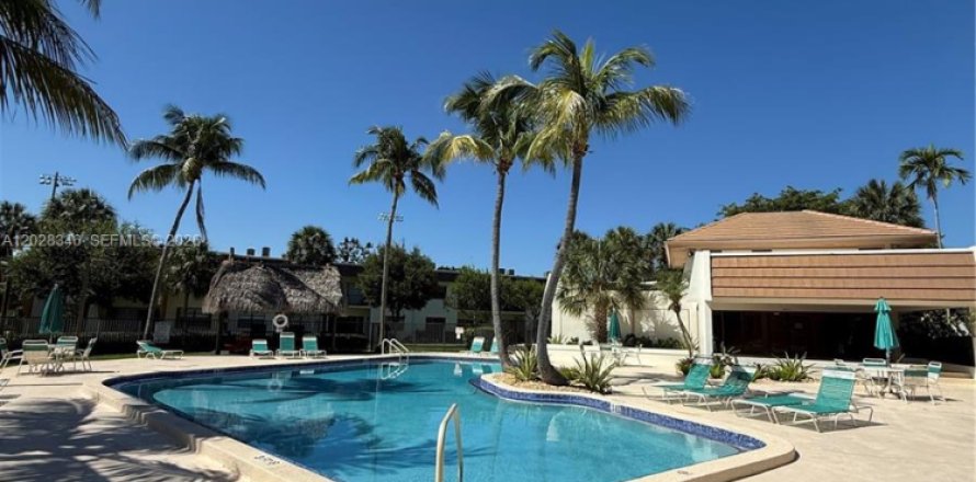 Condo à Pinecrest, Floride, 1 chambre № 2088080