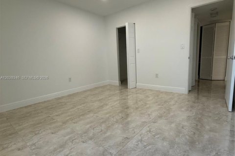 Copropriété à louer à Pinecrest, Floride: 1 chambre, 62.43 m2 № 2088080 - photo 7
