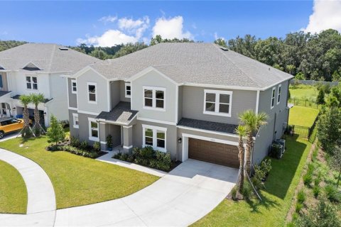 Casa en venta en Wesley Chapel, Florida, 6 dormitorios, 388.42 m2 № 1918018 - foto 1