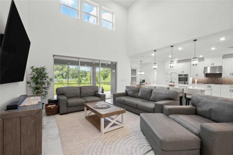 Casa en venta en Wesley Chapel, Florida, 6 dormitorios, 388.42 m2 № 1918018 - foto 6
