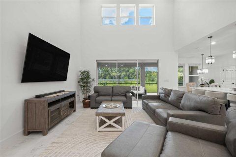 Casa en venta en Wesley Chapel, Florida, 6 dormitorios, 388.42 m2 № 1918018 - foto 9