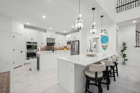 Casa en venta en Wesley Chapel, Florida, 6 dormitorios, 388.42 m2 № 1918018 - foto 12