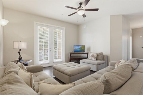 Condominio en venta en Kissimmee, Florida, 3 dormitorios, 133.13 m2 № 2166726 - foto 11