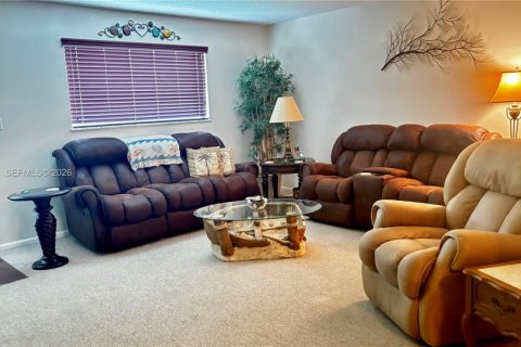 Купить виллу или дом в Хатчинсон-Айленд-Саут, Флорида 6 комнат, 151.62м2, № 2064636 - фото 5