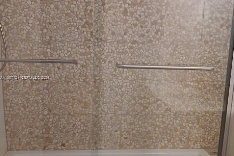 Купить виллу или дом в Хатчинсон-Айленд-Саут, Флорида 6 комнат, 151.62м2, № 2064636 - фото 19