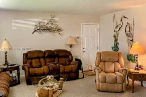 Купить виллу или дом в Хатчинсон-Айленд-Саут, Флорида 6 комнат, 151.62м2, № 2064636 - фото 6