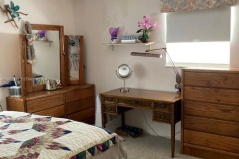 Купить виллу или дом в Хатчинсон-Айленд-Саут, Флорида 6 комнат, 151.62м2, № 2064636 - фото 17