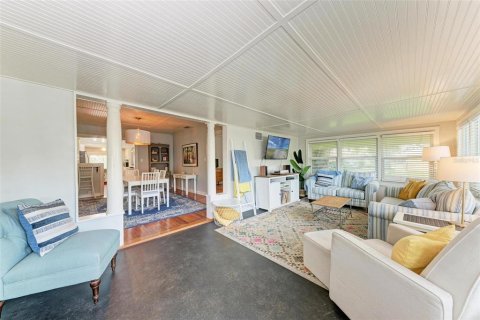 Immobilier commercial à vendre à Bradenton, Floride: 3 chambres, 163.32 m2 № 1884886 - photo 7