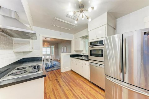 Immobilier commercial à vendre à Bradenton, Floride: 3 chambres, 163.32 m2 № 1884886 - photo 11