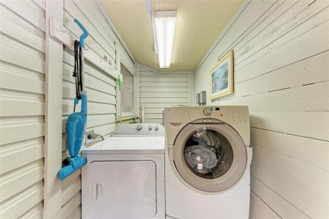 Immobilier commercial à vendre à Bradenton, Floride: 3 chambres, 163.32 m2 № 1884886 - photo 25