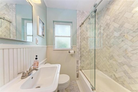 Immobilier commercial à vendre à Bradenton, Floride: 3 chambres, 163.32 m2 № 1884886 - photo 20