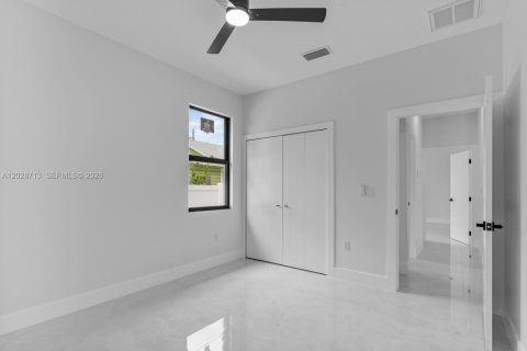 Villa ou maison à vendre à Tampa, Floride: 3 chambres, 150.32 m2 № 2253931 - photo 28