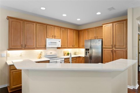 Townhouse in Tampa, Florida 3 bedrooms, 192.59 sq.m. № 1885172 - photo 6