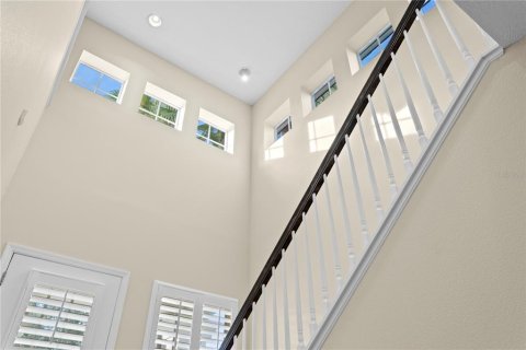 Townhouse in Tampa, Florida 3 bedrooms, 192.59 sq.m. № 1885172 - photo 18