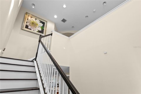 Townhouse in Tampa, Florida 3 bedrooms, 192.59 sq.m. № 1885172 - photo 17