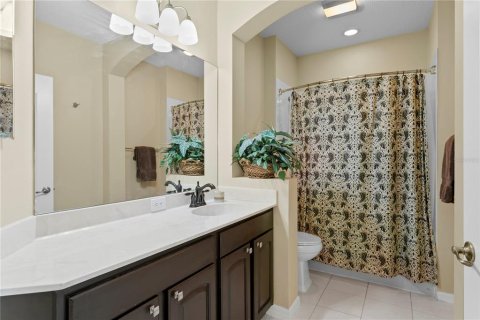 Townhouse in Tampa, Florida 3 bedrooms, 192.59 sq.m. № 1885172 - photo 26